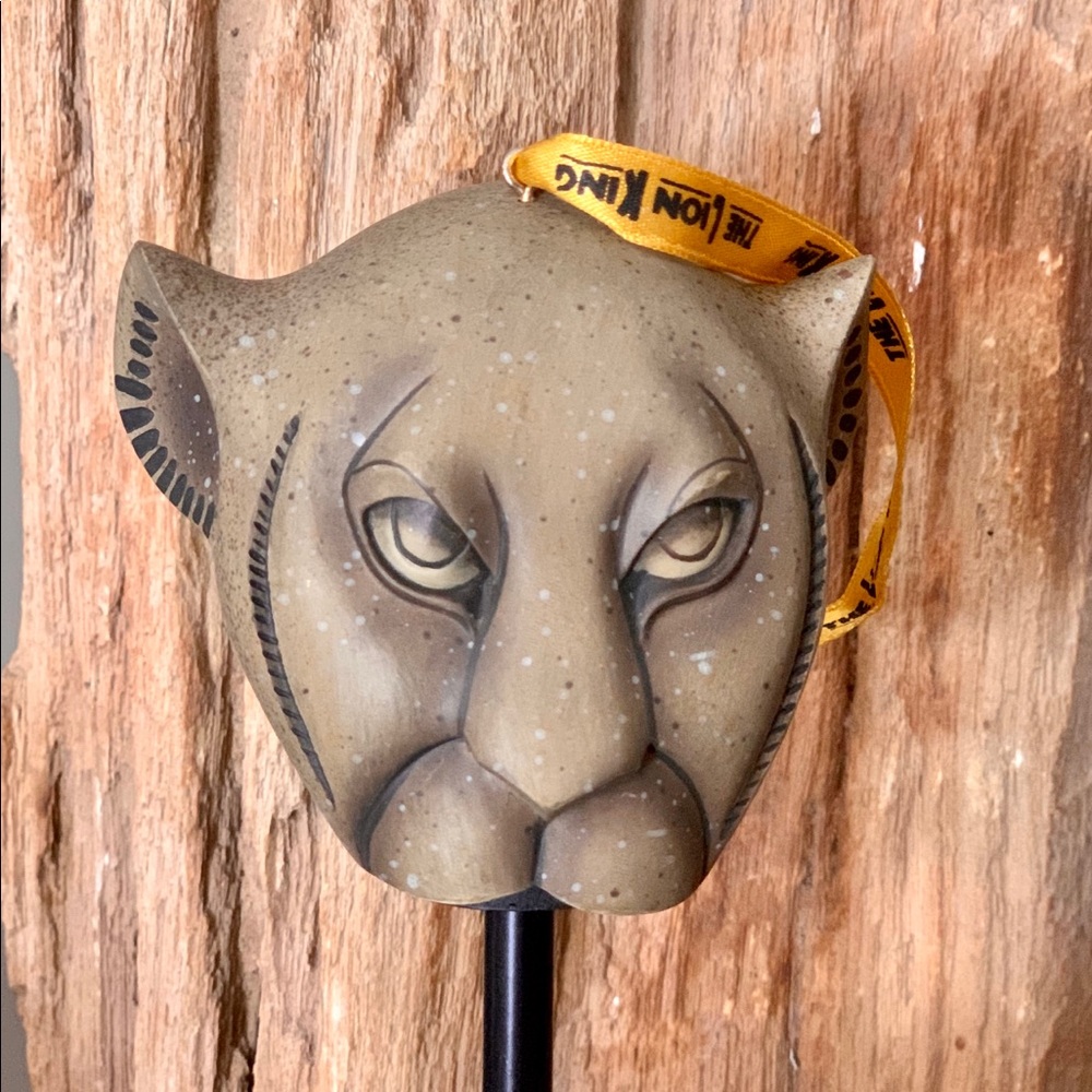DISNEY Lion King Mask. Nala. New. Unopened.
